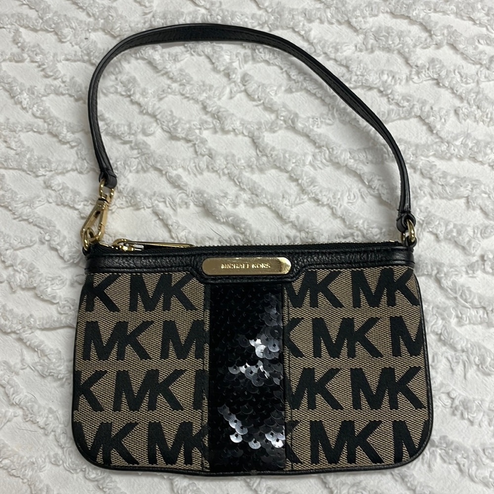 010. NWOT MICHAEL KORS Signature Canvas Wristlet/Bag